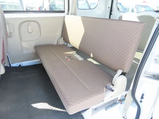 エブリイバン(スズキ)の車両写真