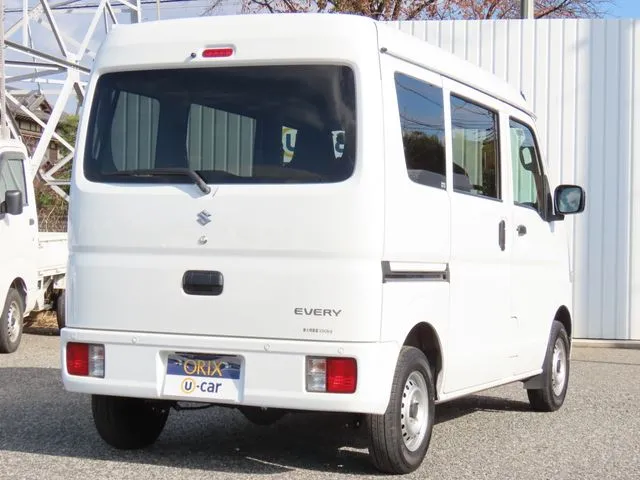 エブリイバン(スズキ)の車両写真