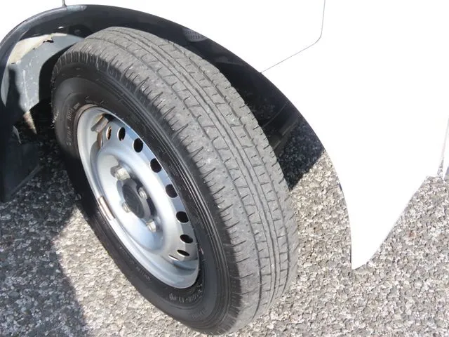 エブリイバン(スズキ)の車両写真