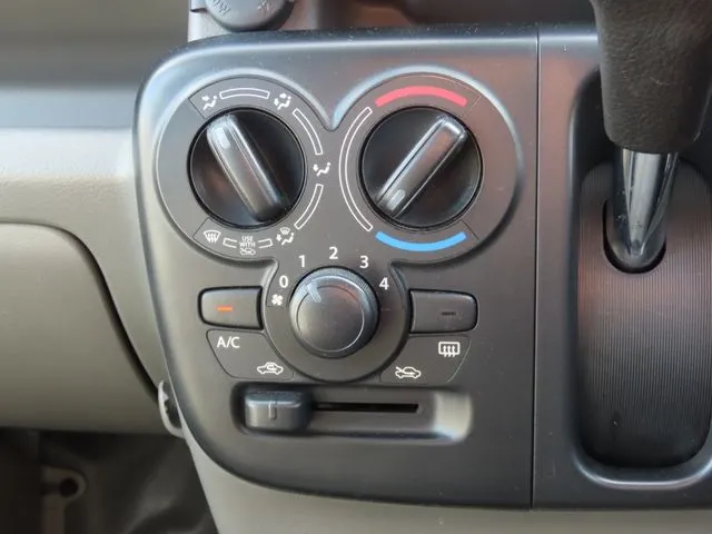 エブリイバン(スズキ)の車両写真