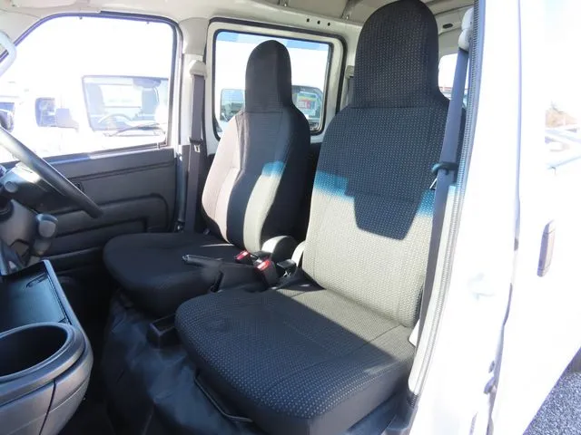 ハイゼットカーゴ(ダイハツ)の車両写真