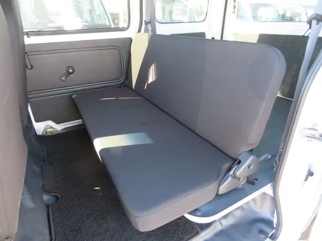 ハイゼットカーゴ(ダイハツ)の車両写真