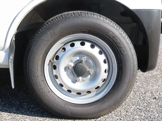 ハイゼットカーゴ(ダイハツ)の車両写真