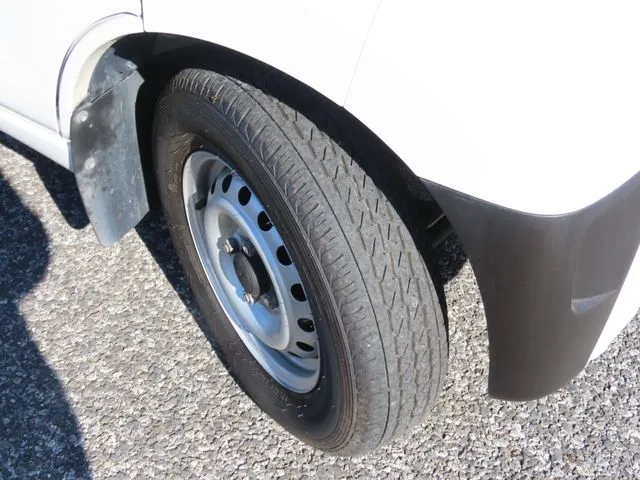 ハイゼットカーゴ(ダイハツ)の車両写真