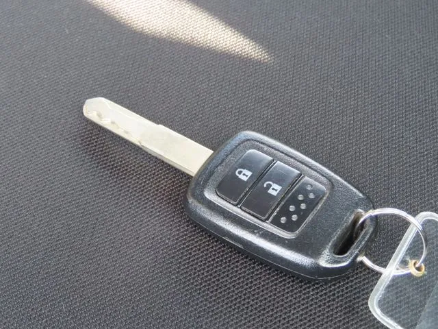 N-VAN(ホンダ)の車両写真