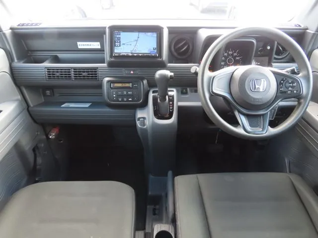 N-VAN(ホンダ)の車両写真