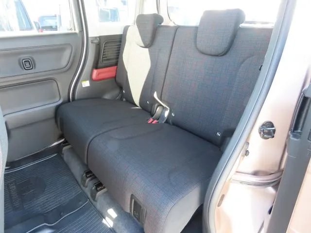 スペーシア(スズキ)の車両写真