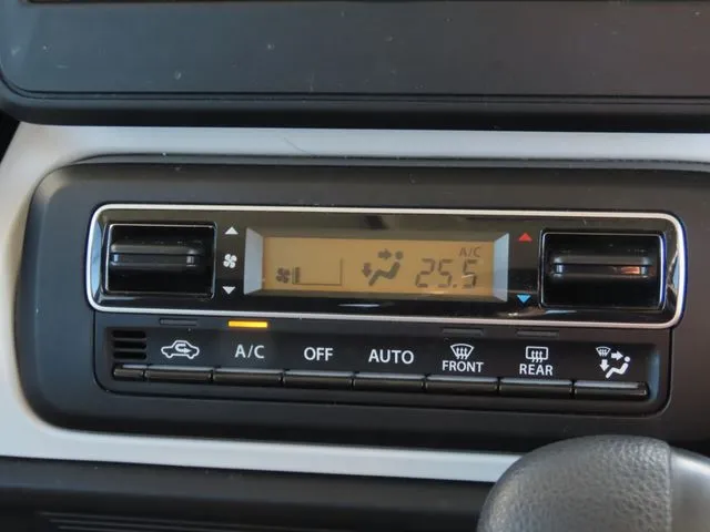 スペーシア(スズキ)の車両写真