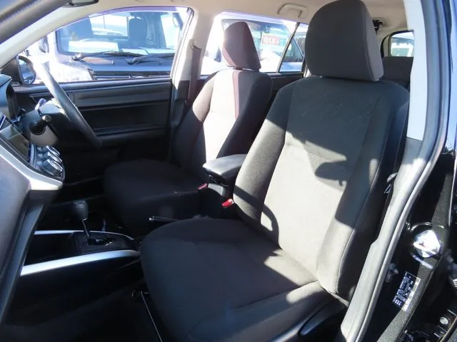 カローラフィールダー(トヨタ)の車両写真