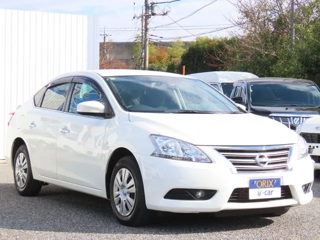 シルフィ(ニッサン)の車両写真