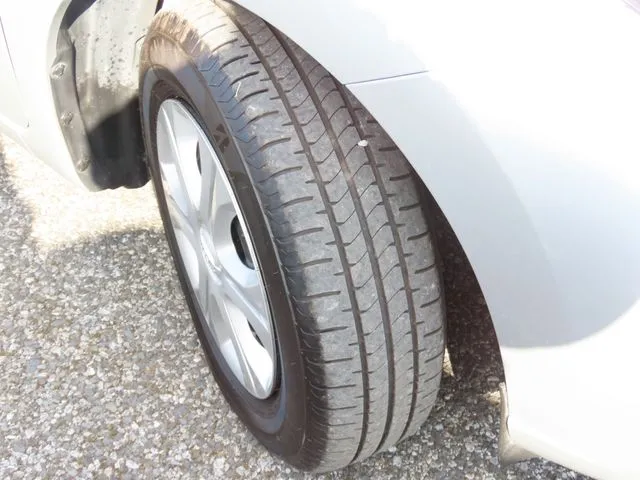 ノート(ニッサン)の車両写真