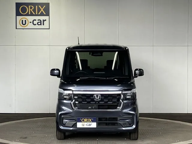 Ｎ　ＢＯＸ　カスタム（ホンダ）の車両写真