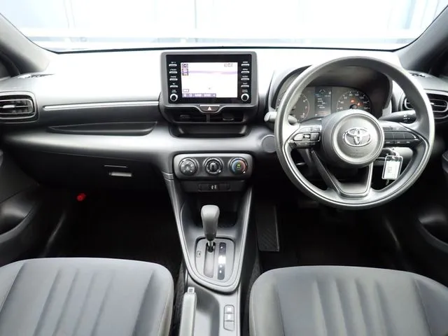 ヤリス(トヨタ)の車両写真