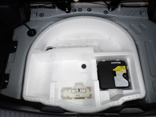 ヤリス(トヨタ)の車両写真