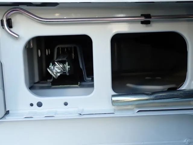 エブリイバン（スズキ）の車両写真