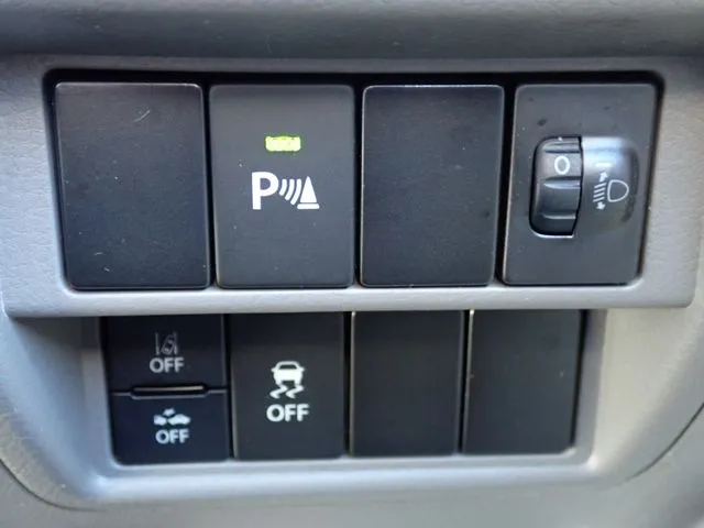 エブリイバン（スズキ）の車両写真