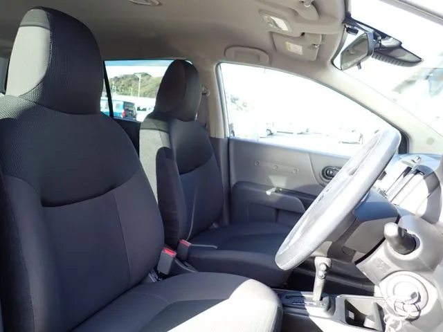 NV150 AD 2WD(ニッサン)の車両写真