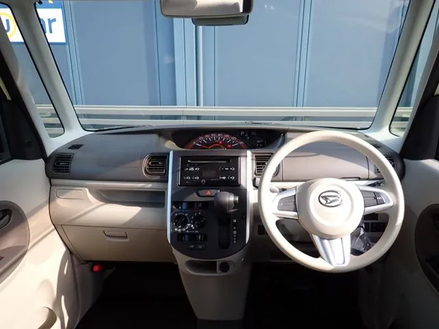 タント(ダイハツ)の車両写真