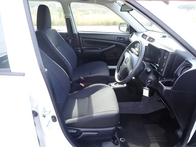 プロボックスバン 2WD(トヨタ)の車両写真