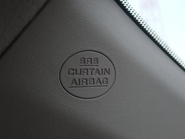 カローラアクシオ(トヨタ)の車両写真