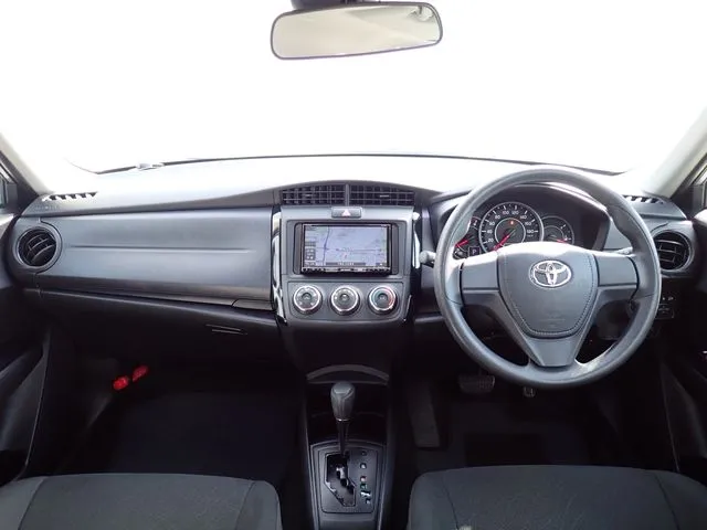 カローラアクシオ(トヨタ)の車両写真