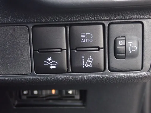 カローラアクシオ(トヨタ)の車両写真