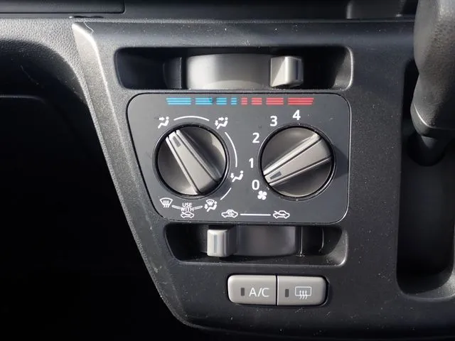 ダイハツ ミラ イース