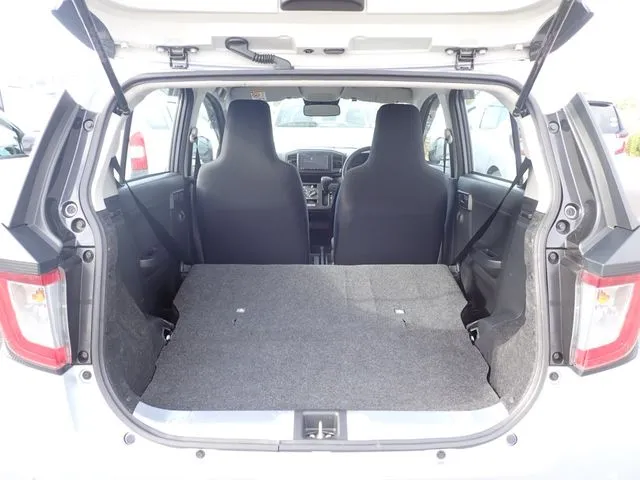 ダイハツ ミラ イース