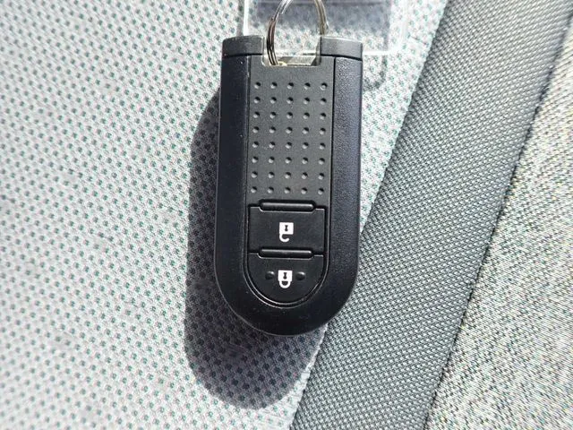 パッソ（トヨタ）の車両写真