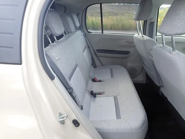 パッソ（トヨタ）の車両写真