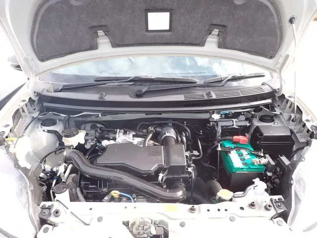 パッソ（トヨタ）の車両写真