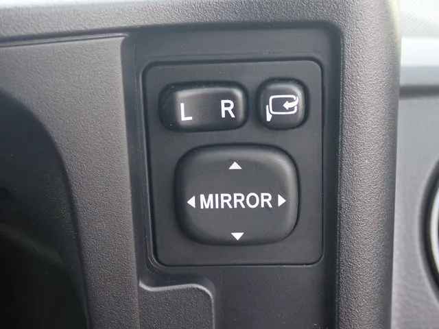 プロボックスバン ハイブリッド(トヨタ)の車両写真