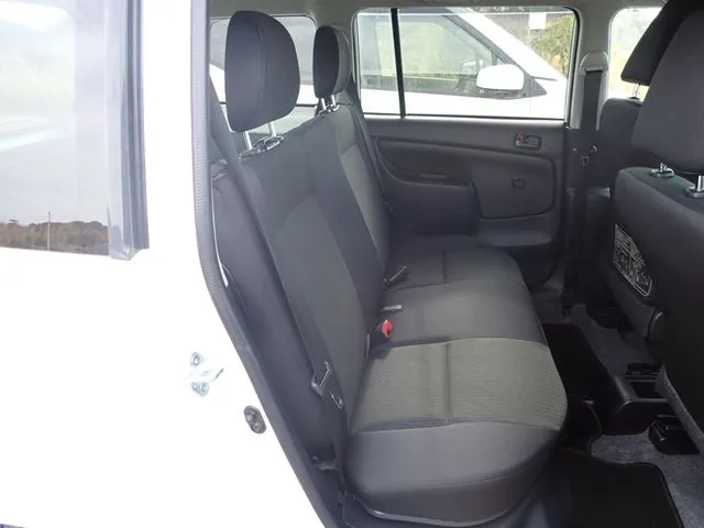 プロボックスバン ハイブリッド(トヨタ)の車両写真