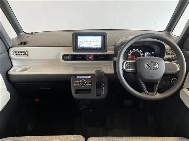 ダイハツ　ムーヴ　キャンバス