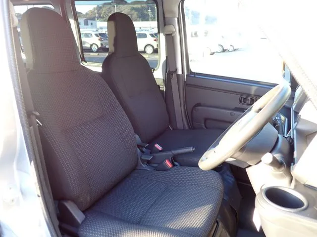 ハイゼットカーゴ(ダイハツ)の車両写真