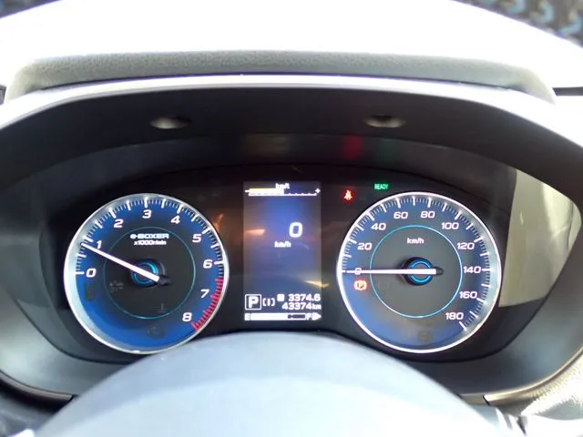 SUBARU XV ハイブリッド(スバル)の車両写真