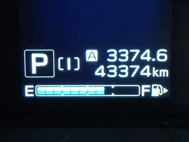 SUBARU XV ハイブリッド(スバル)の車両写真