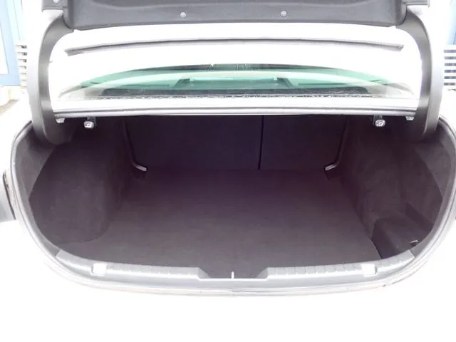 MAZDA3 セダン(マツダ)の車両写真