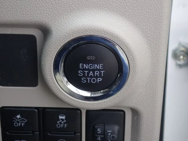 パッソ(トヨタ)の車両写真