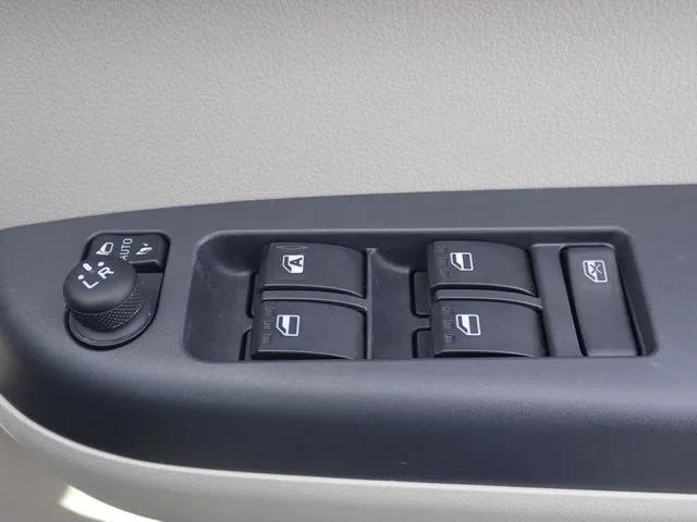 パッソ(トヨタ)の車両写真