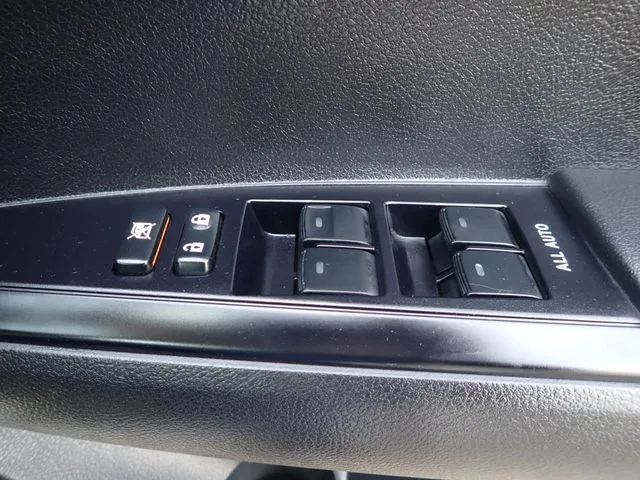 カローラアクシオ(トヨタ)の車両写真