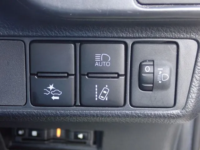 カローラアクシオ(トヨタ)の車両写真