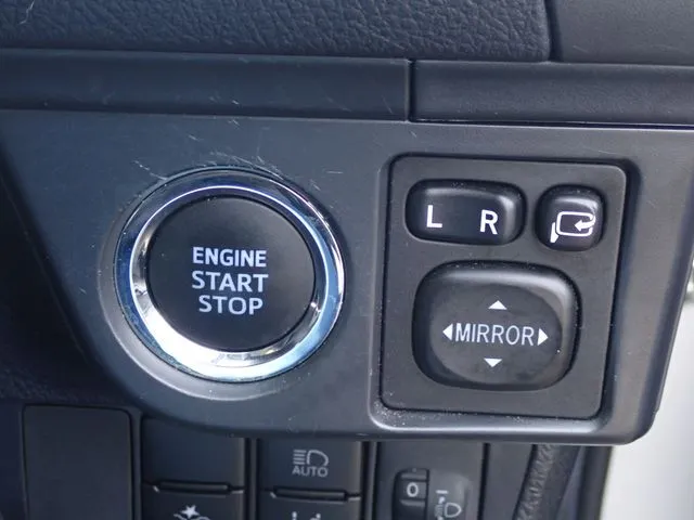 カローラアクシオ(トヨタ)の車両写真