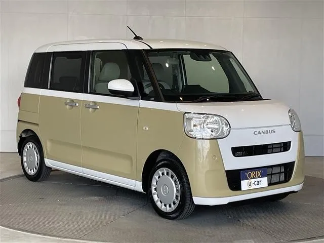 ダイハツ　ムーヴ　キャンバス