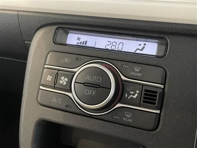 ダイハツ　ムーヴ　キャンバス