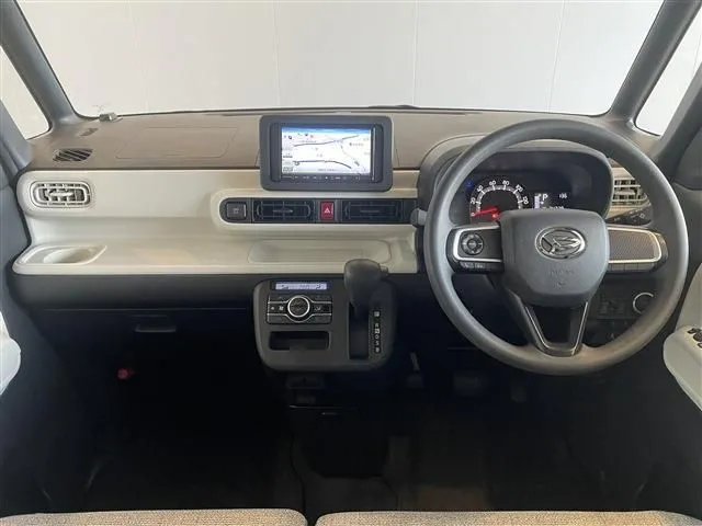 ダイハツ　ムーヴ　キャンバス