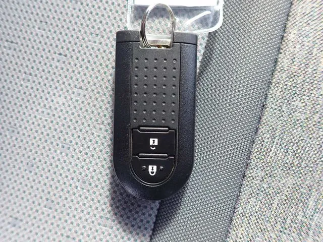 パッソ（トヨタ）の車両写真