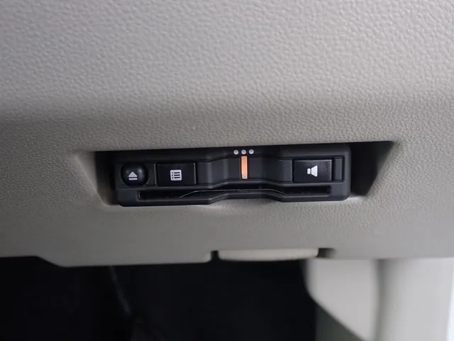 パッソ（トヨタ）の車両写真