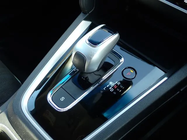 シャトル ハイブリッド(ホンダ)の車両写真