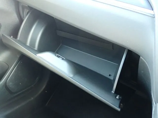 シャトル ハイブリッド(ホンダ)の車両写真